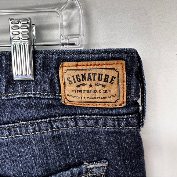 Levi Signature lady denim low rise bootcut jeans button zip fly dark wash - Picture 3 of 8